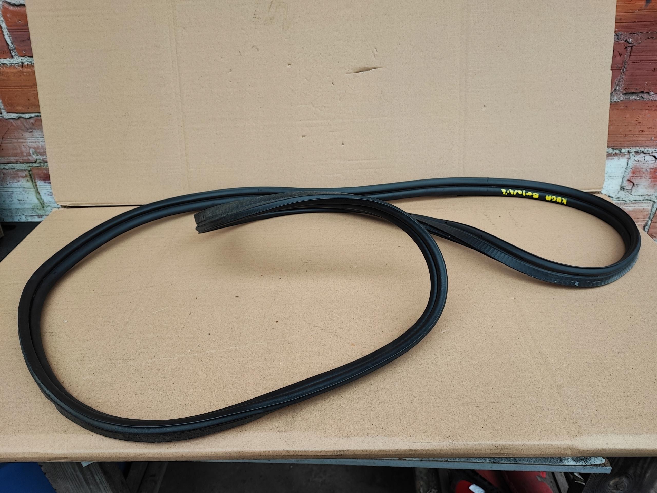 Kuga MK1 2.0 TDCi прокладка кришки багажника