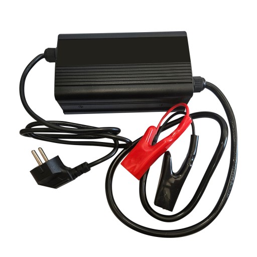 ЗАРЯДНИЙ ПРИСТРІЙ ДЛЯ АКУМУЛЯТОРІВ 12V LiFePO4 LP AC-12V (14.6V) 20A 240W