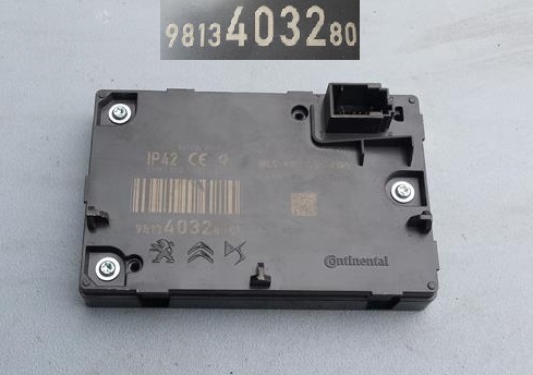 ИНДУКЦИОННОЕ ЗАРЯДНОЕ УСТРОЙСТВО PEUGEOT 3008 II 9813403280