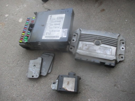 82004XXXXXX - КОМПЛЕКТ LAGUNA II COMPUTER IMMO UCH CARD 2.2 DCI