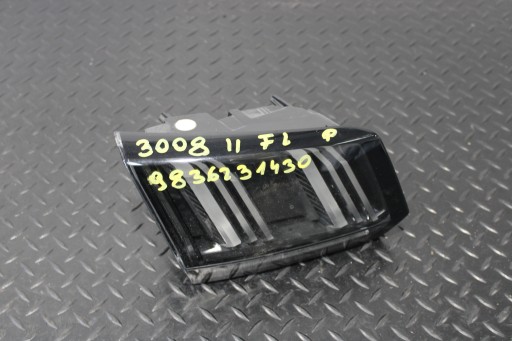Лампа правая задняя часть правой Peugeot 3008 II 2 Lift 9836231430