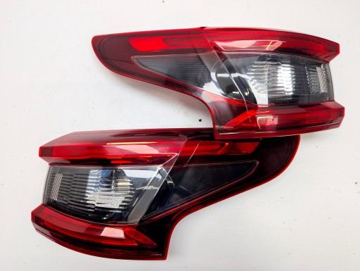 Задняя лампа Nissan Qashqai II Lift 26550-HV00A 26555-HV00A