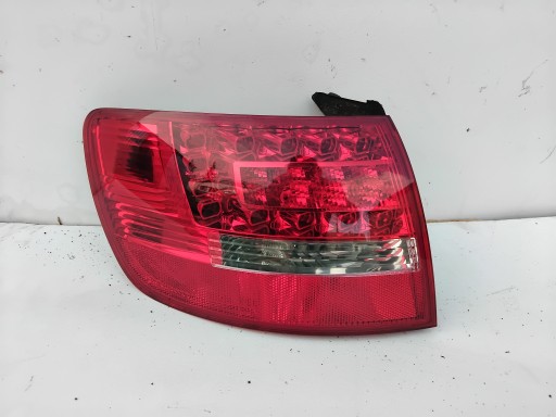 Світлодіодний світлодіодний задній частині в Audi A6 C6 підйомник комбо 08-11r