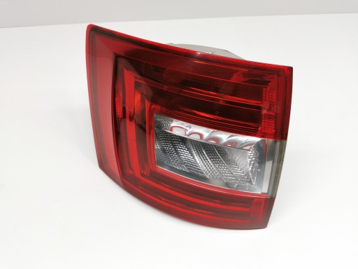 Ліва задня лампа Skoda Octavia III станція фургон 5E9945095