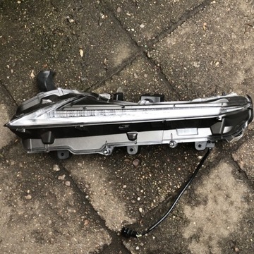 ЛІХТАР ПЕРЕДНИЙ ЛІВИЙ LEXUS NX