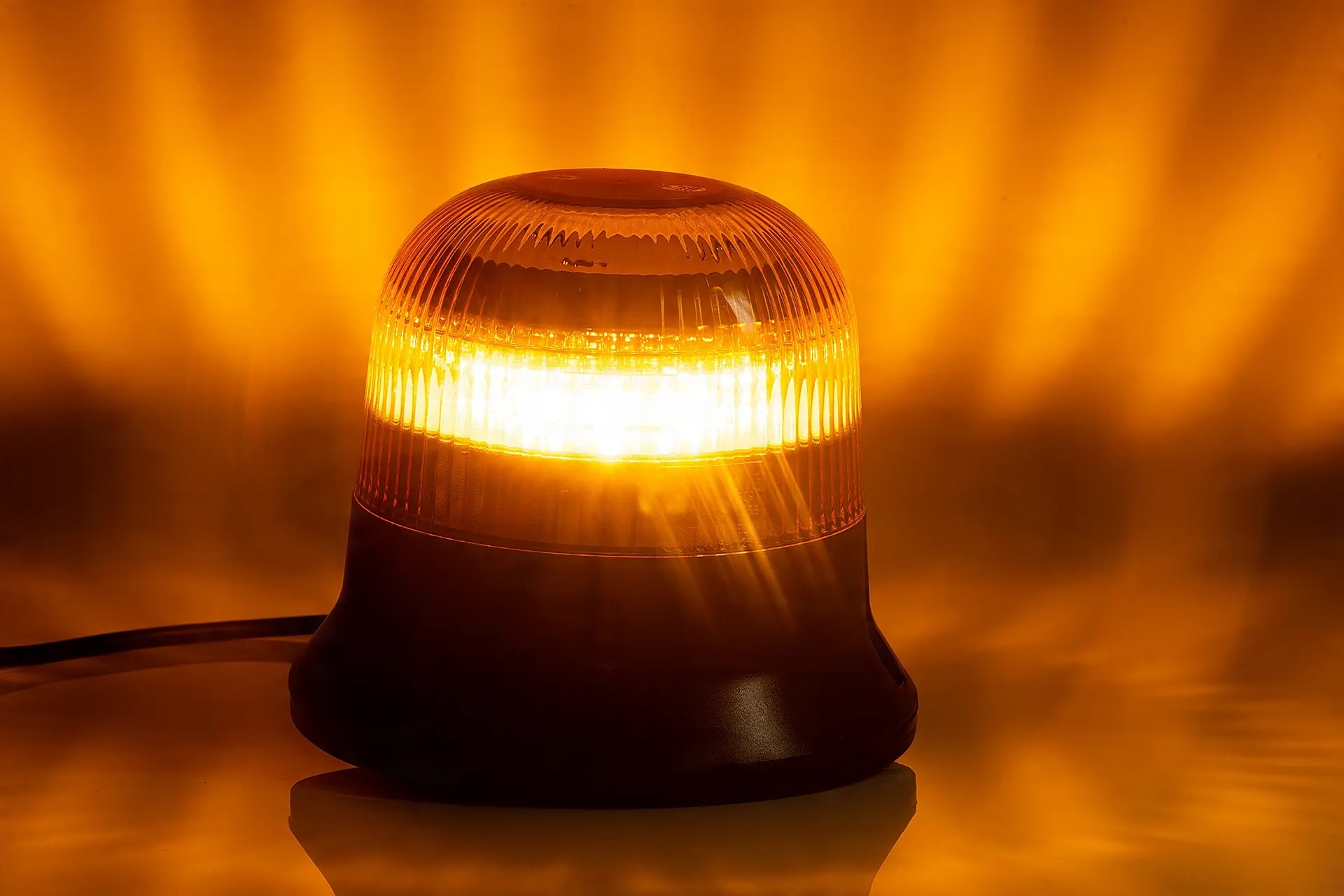 FT-150 3S - СВЕТОДИОДНАЯ СИГНАЛЬНАЯ ЛАМПА 12V / 24V IP68 EMC RU