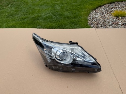 10000 17685 - Фара правая eu toyota avensis t27 подъемная линза led 2011 - 2015 .