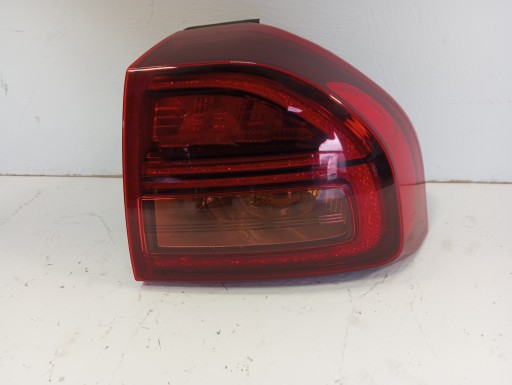 Закон лампи kia niro та підняти ззаду праворуч