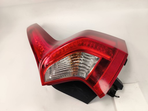 Права лампа задня 31395929 Volvo V60 Cross Country