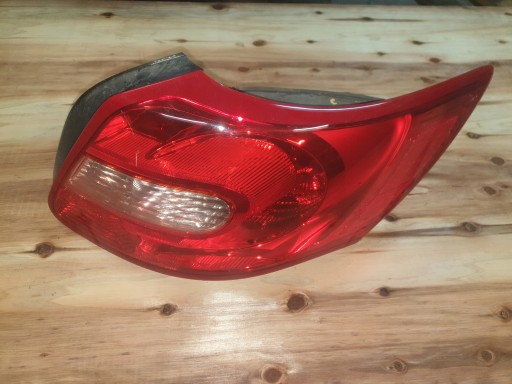 PRAWAZX3565 - Фонарь задний правый европа suzuki kizashi 2.4