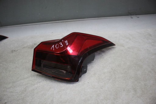 LBPS9 - Лампа задній lexus ux