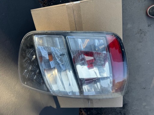 Задня лампа задня Toyota Prius II XW20 2003-2009