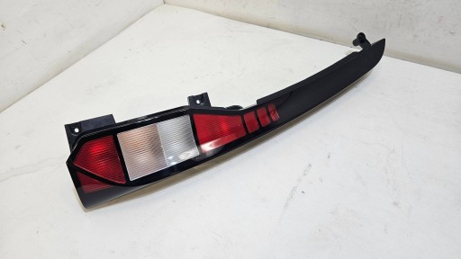 Фонарь задний правый задний vw caddy iv 2k7945096a