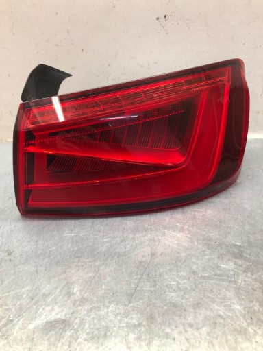 Лампа светодиода A3 8V 12-16 Седан 8V5945096A Оригинал