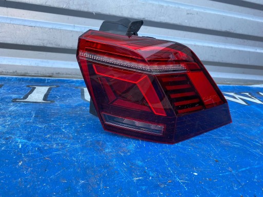 Лампа лампа VW Tiguan II Lift 5NA945208