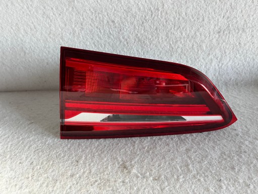 2710634 - Права лампа в стовбурі оригінальний OE BMW X1 F48 7350696