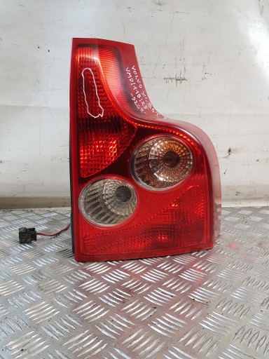 Правая задняя лампа 157634 Volvo XC90 и Европа