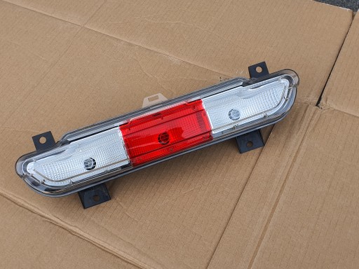 332 - ЛІХТАР ЗАДНЬОГО ХОДУ FIAT 500E 2 II 2020- 52140421