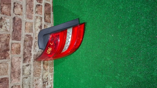 Задняя лампа оставил A2468200564 Mercedes W246