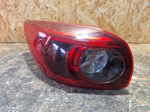 Задня лампа ліва Mazda 3 BM 13- B45D-51160 LED