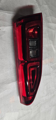 9820555080 - Задняя лампа правая комбинированная комбинированная партнер