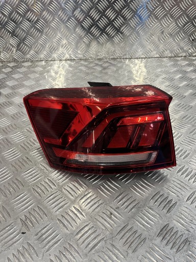 2GC945095A - Задня лампа Задня ліва VW T-ROC 17-2GC945095A