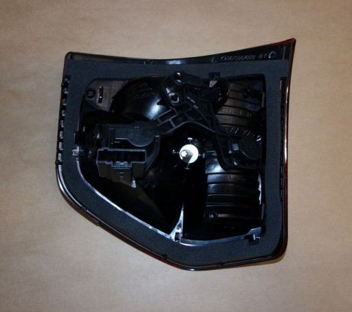 6351.LW - Задня лампа c c5 iii задня права