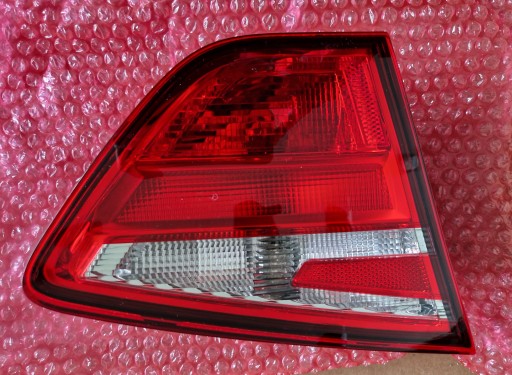 Левое заднее сиденье Toledo IV 6JH945093D