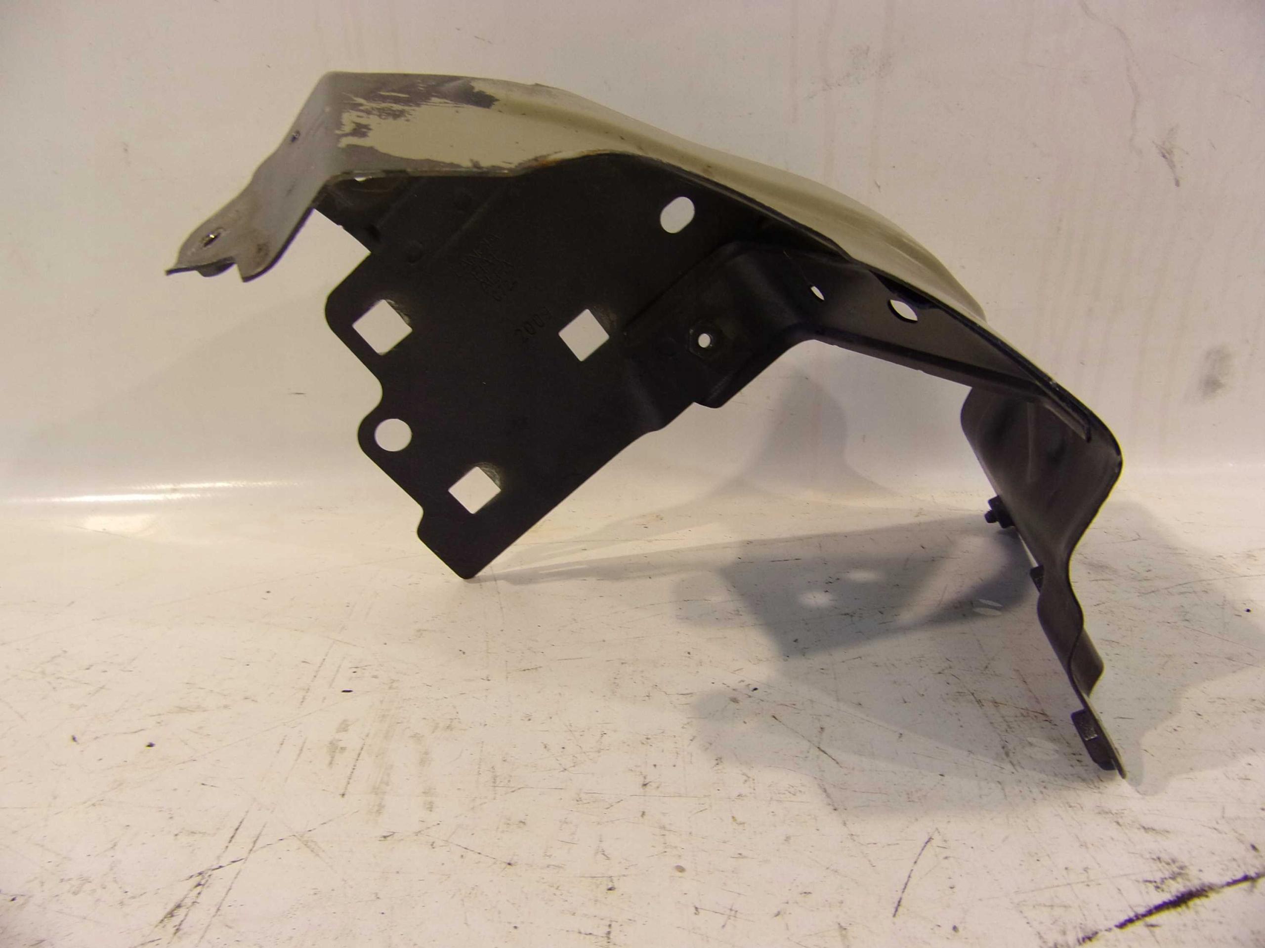 LANCIA DELTA 08-КРІПЛЕННЯ КРИЛА ЛІВЕ