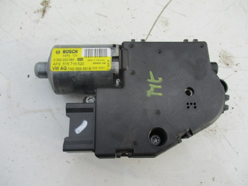 0390200080 - LEON III 5F 2019 двигун люка задній панорама 7n0959591b