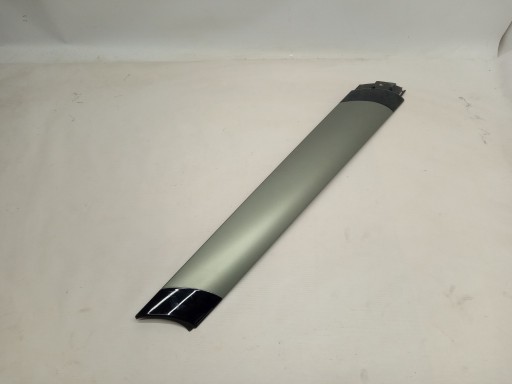 L8B2-025A53 - Левая накладка стойки LAND ROVER DEFENDER L663