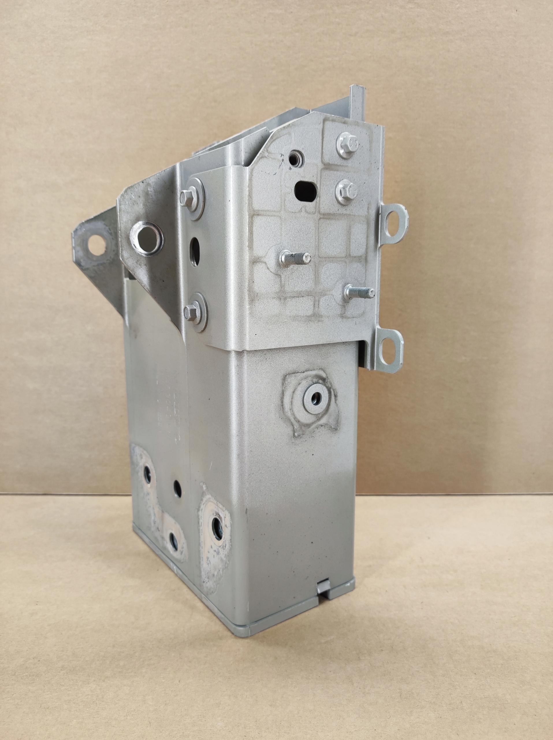 0625 31463936 - Левая зона раздавливания VOLVO V60 II S60 цвет 726