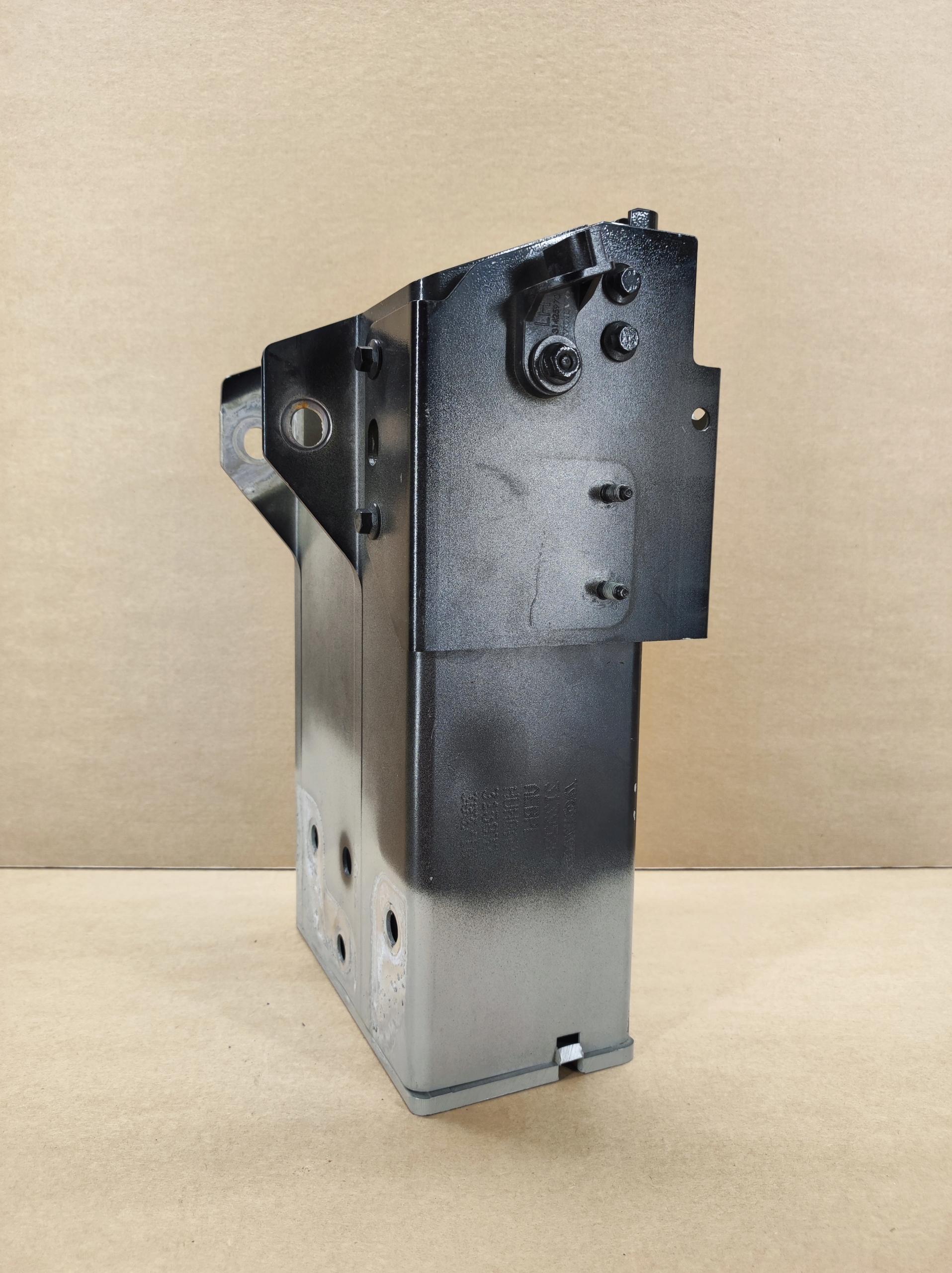 0588 31395286 - Ліва зона роздавлювання VOLVO V90 II S90 II колір 717