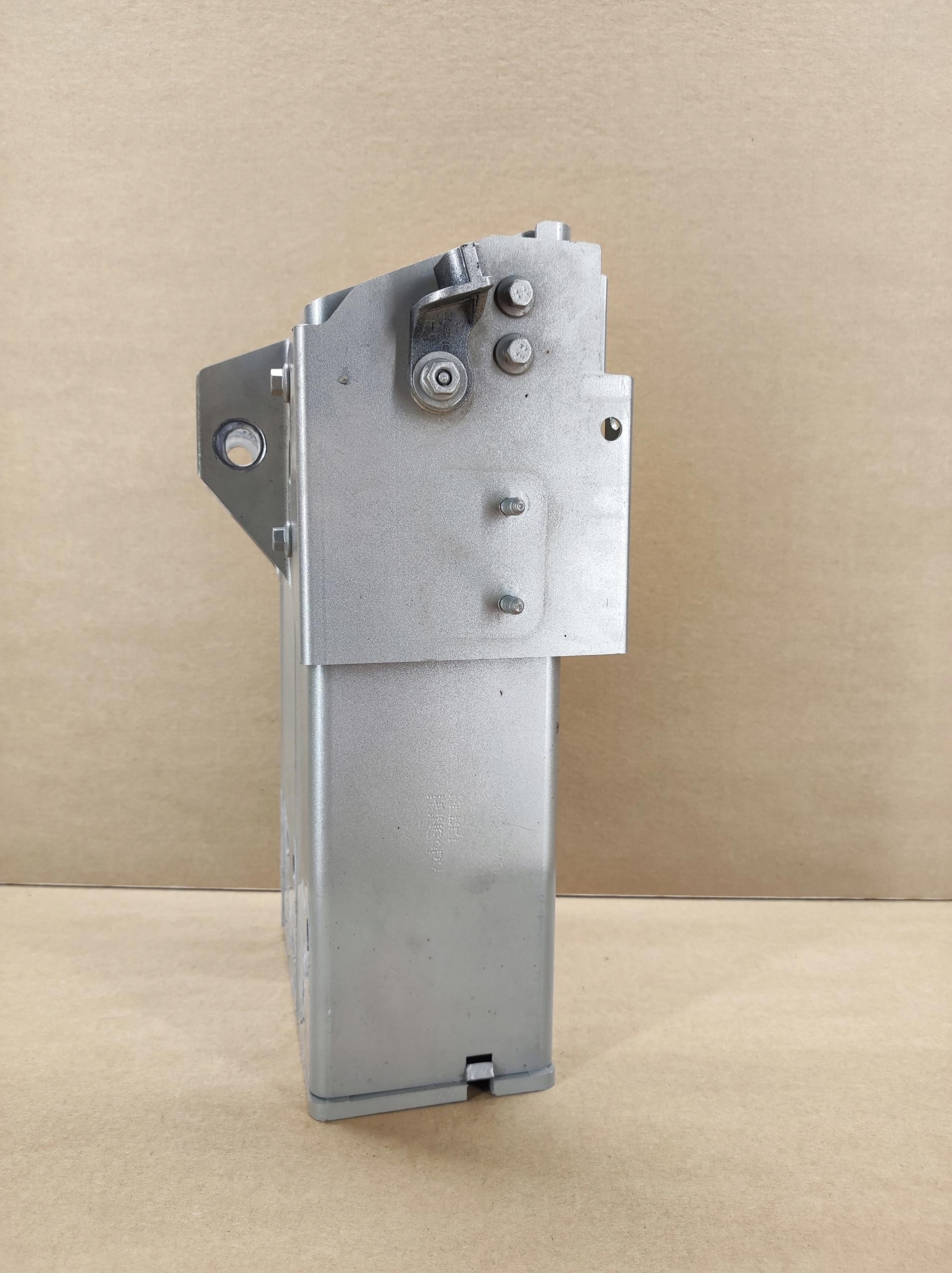 0593 31395286 - Ліва зона роздавлювання VOLVO V90 II S90 II колір 719