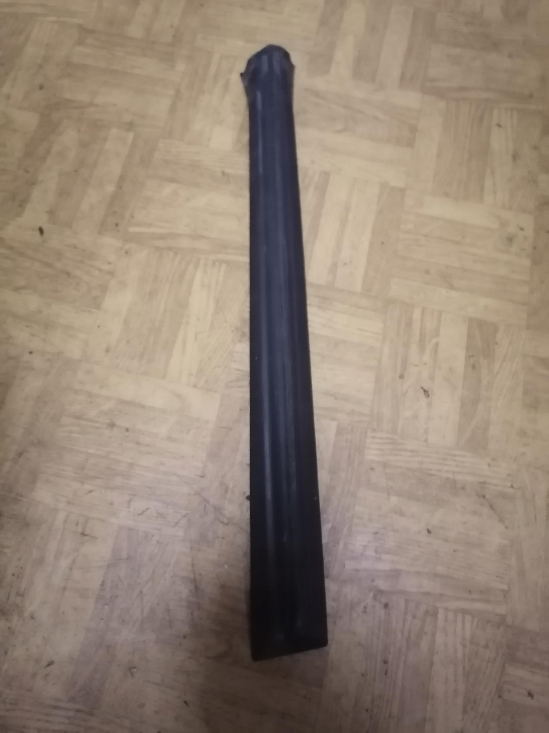 ЛЕВОЕ УПЛОТНЕНИЕ КУЗОВА OPEL MERIVA A 13123847