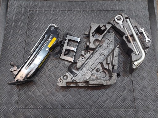 ДОМКРАТ 7L0011031C ПІДЙОМНИЙ НАБІР ГАЙКОВИЙ КЛЮЧ ВУШНИЙ PORSCHE CAYENNE S I 7L 4.8