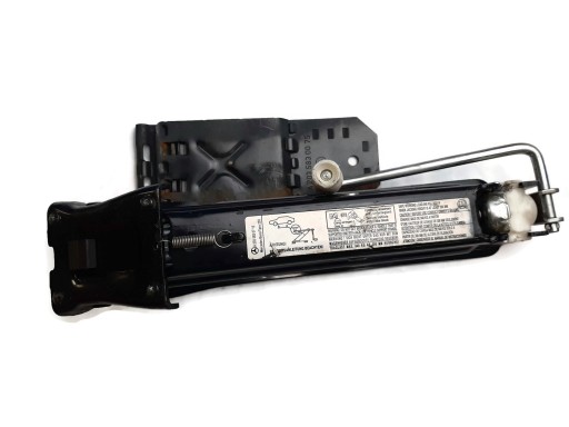 MERCEDES C-CLASS W203 JACK A2035830715