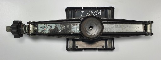 ДОМКРАТ MERCEDES W245 A1685830715
