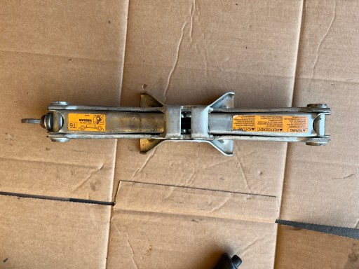 ПІДЙОМНИК NISSAN X-TRAIL T30 2000-2007 р.в.