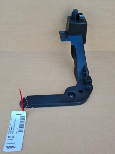 7041 32318691 - ЛІВИЙ КРОНШТЕЙН ОКУЛЯР КРІПЛЕННЯ КРИЛА XC40 019