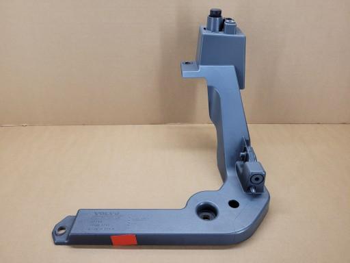 0728 32318691 - ЛІВИЙ КРОНШТЕЙН ОКУЛЯР КРІПЛЕННЯ КРИЛА XC40 728