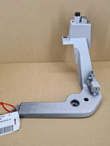 32145 32318691 - ЛІВИЙ КРОНШТЕЙН ОКУЛЯР КРІПЛЕННЯ КРИЛА XC40 729