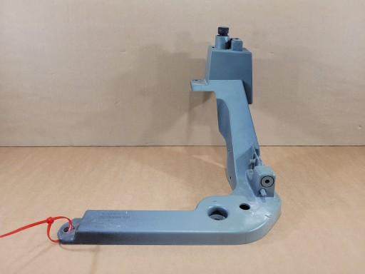 0437 32318691 - ЛЕВЫЙ КРОНШТЕЙН ОКУЛЯР КРЕПЛЕНИЕ КРЫЛА XC40 733