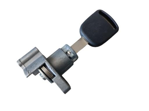 ЛЕВЫЙ ЗАМОК ВСТАВКА ДВЕРИ HONDA CIVIC VIII UFO 05-