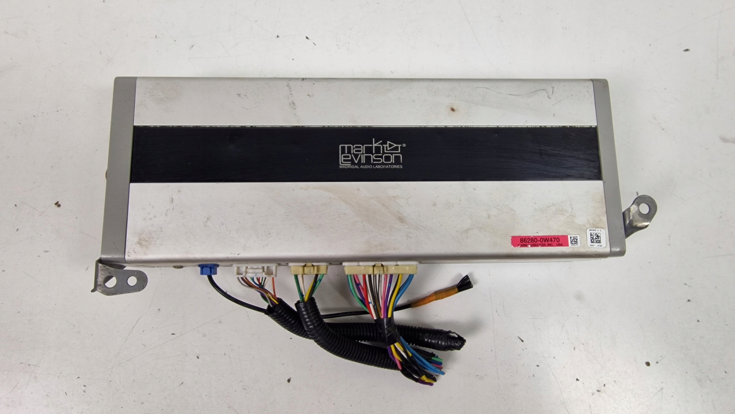 LEXUS GS УСИЛИТЕЛЬ HARMAN/BECKER 86280-0W470