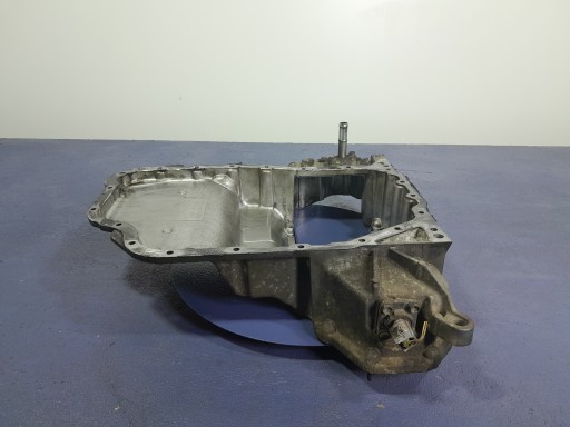 12111-26030 - LEXUS IS II 2.2 D-CAT 2AD-FHV 177 Л. С. ЧАША МАСЛЯНЫЙ ПОДДОН 12111-26030