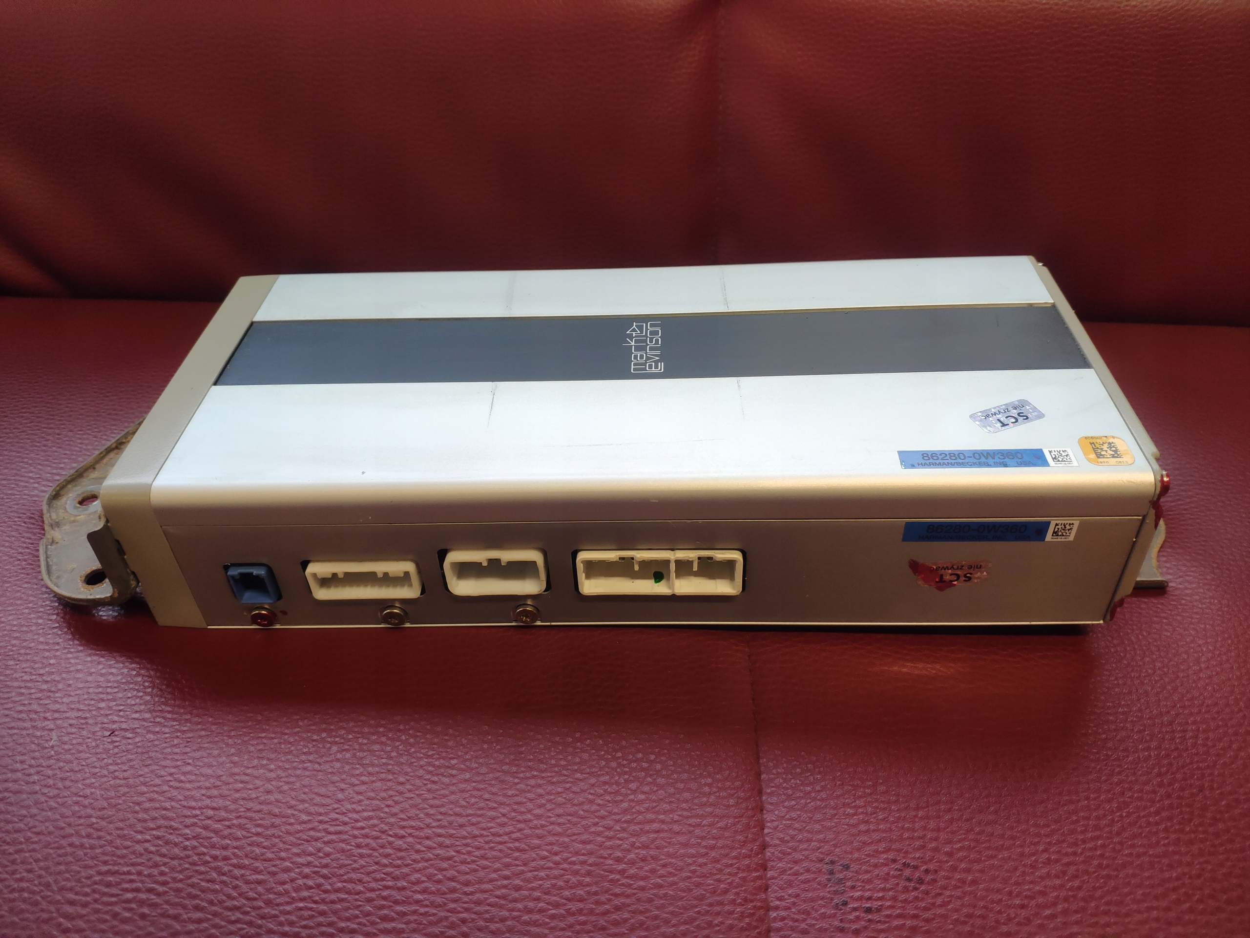 LEXUS IS II ПІДСИЛЮВАЧ MARK LEVINSON 86280-0W360