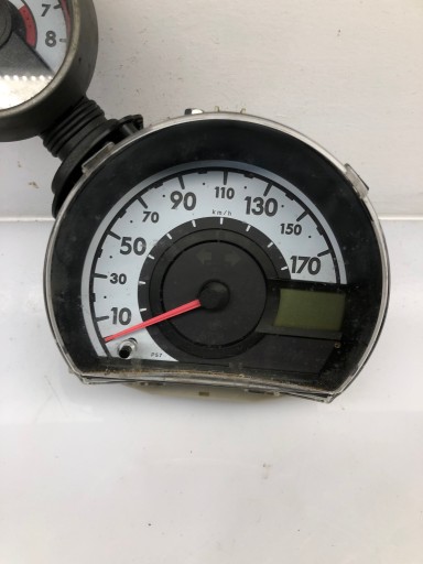 СЧЕТЧИК ЧАСОВ TOYOTA AYGO 83800-0H012-A + ТАХОМЕТР