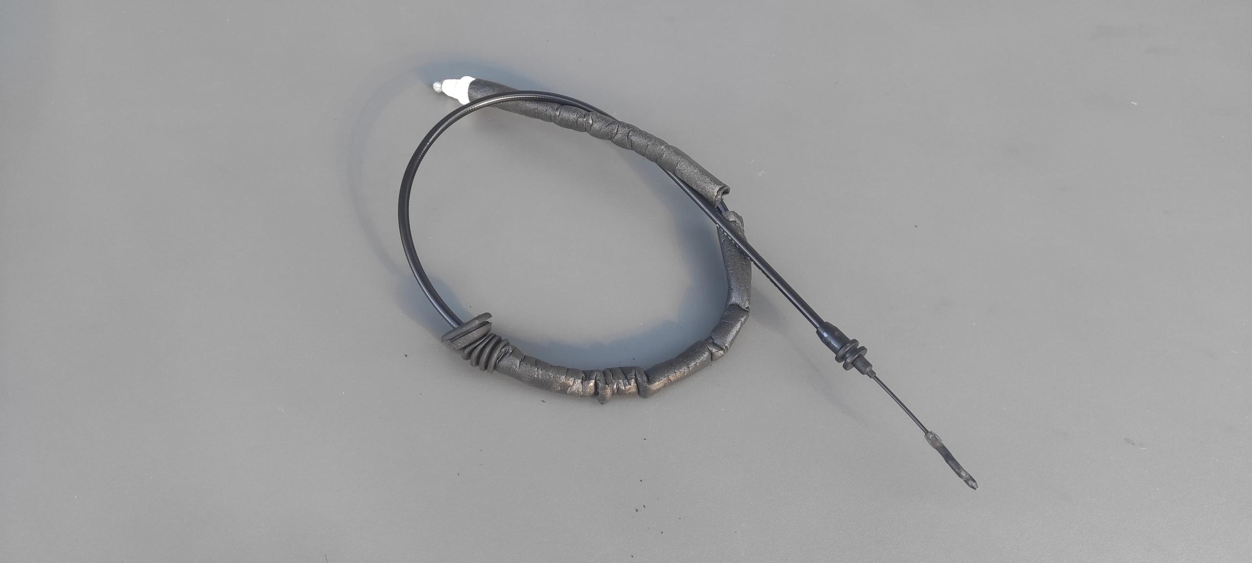 928722 - ТРОС ЗАМКА ДВЕРЕЙ ЛІВИЙ ЗАДНІЙ DODGE DURANGO III LIFT