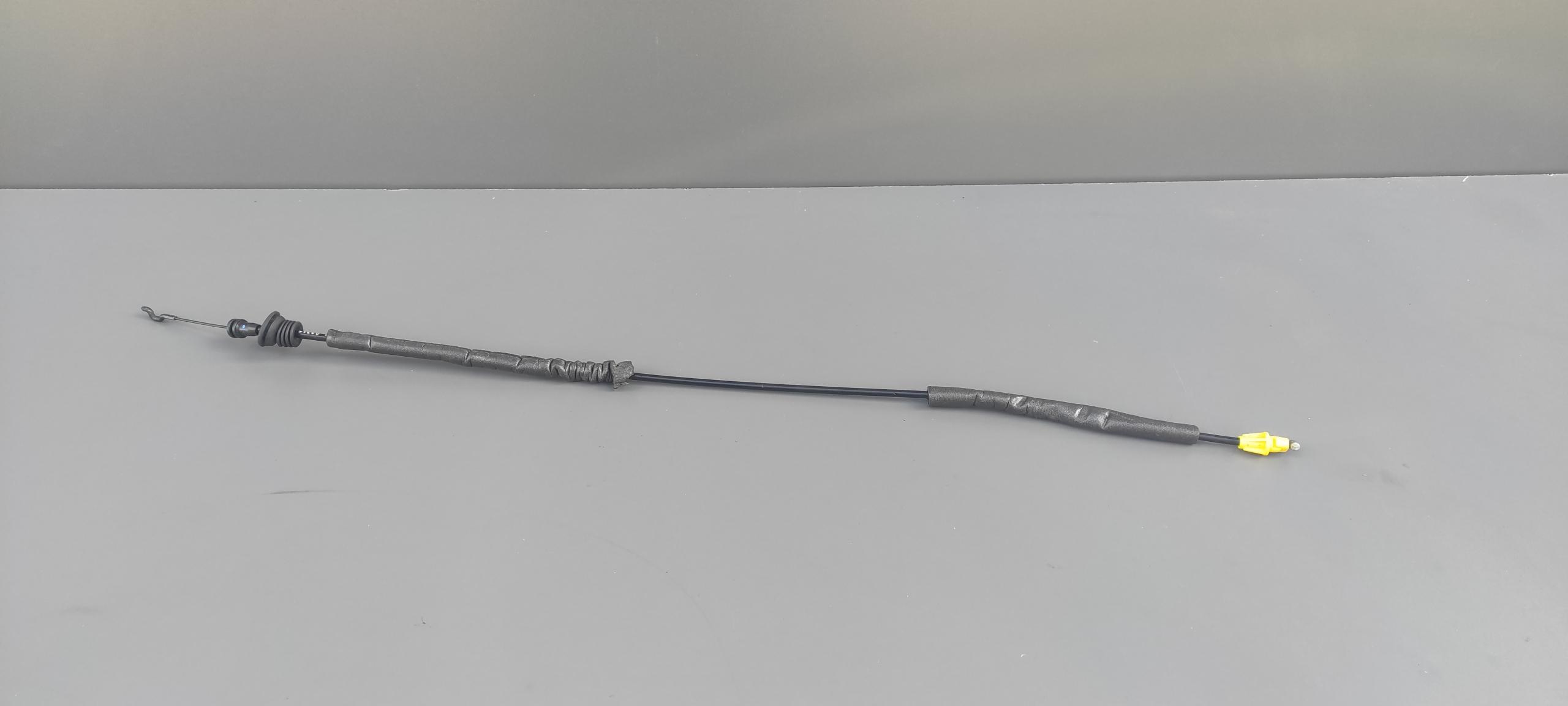 924560 - ТРОС ЗАМКА ПЕРЕДНІХ ПРАВИХ ДВЕРЕЙ DODGE DURANGO III